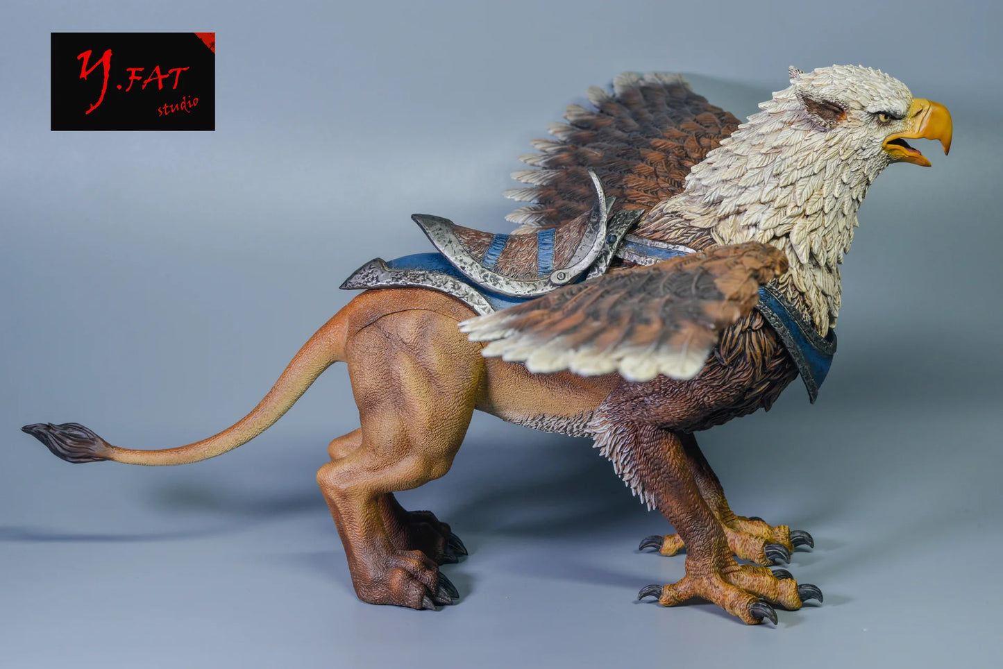 [PREORDER] D20 Studio 1/12 Griffins Brown（with bracket）