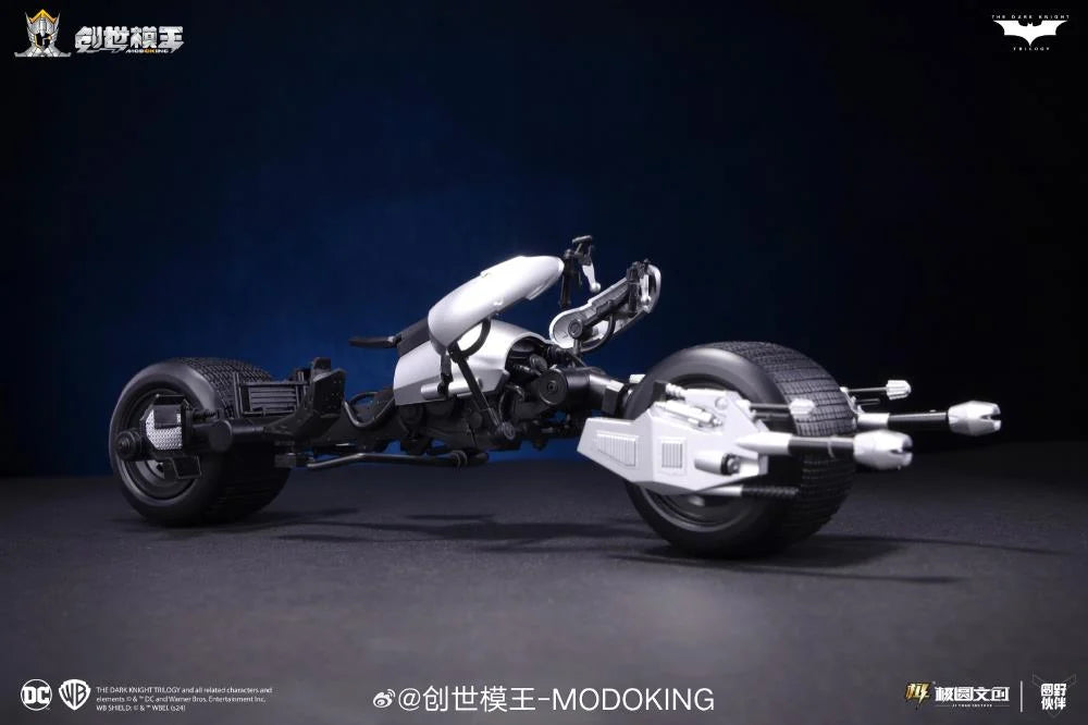 [PREORDER] 1/12 Scale The Dark Knight Batman with Batpod (PLAMO) LIMITED EDITION