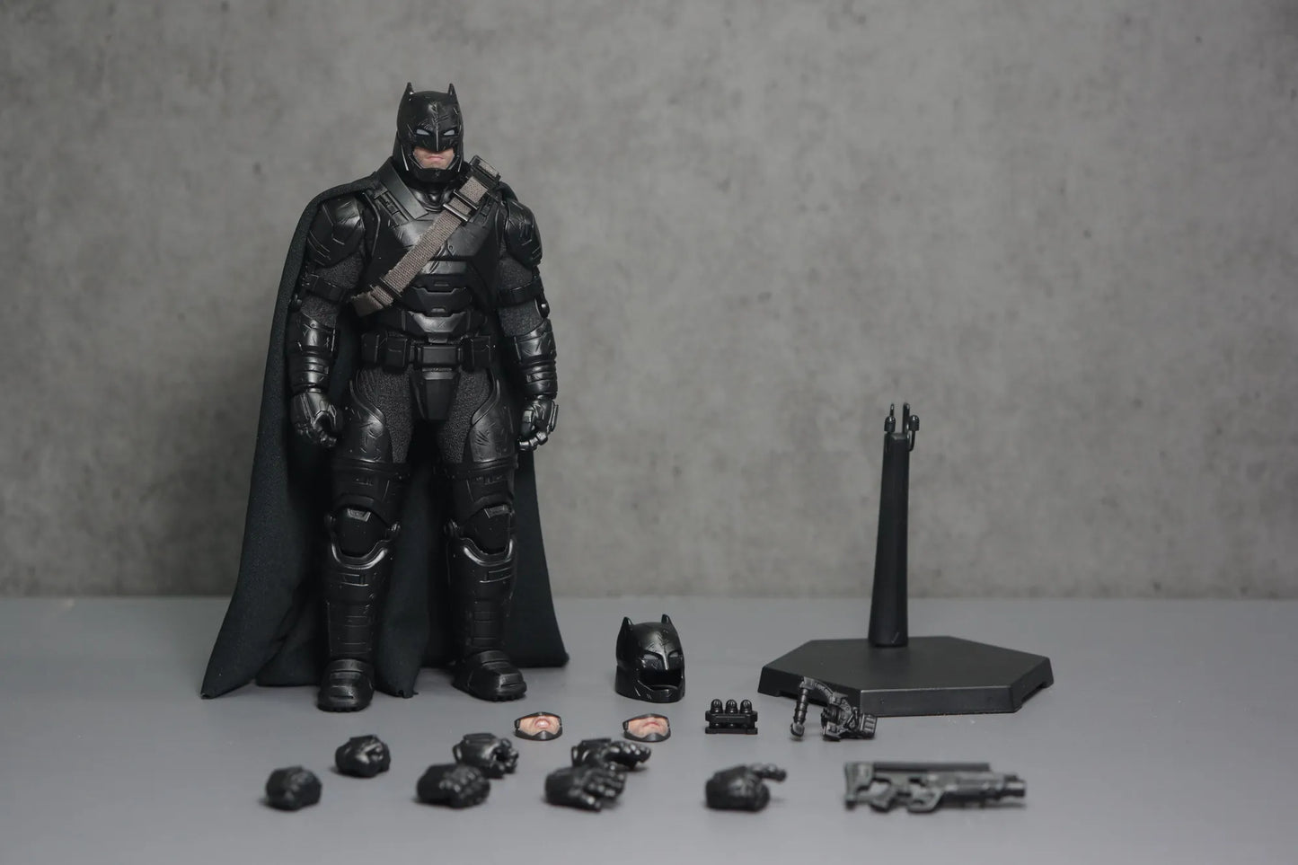 [PREORDER] Manipple studio MS-M074-3 1/12 裝甲黑套裝BVS Batman Armored Black Suit