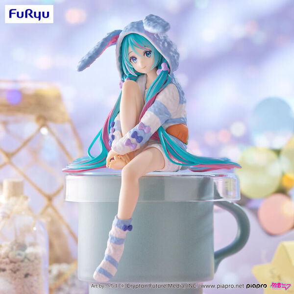 [PREORDER] Furyu Hatsune Miku Noodle Stopper Figure -Rabbit Ear Hood Pajama Blue Color ver.-