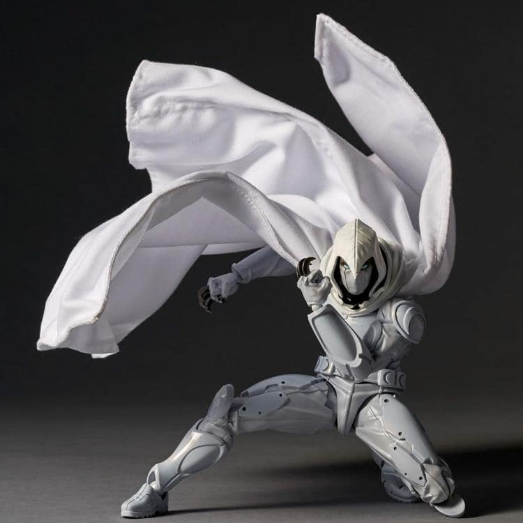 [PREORDER] Kaiyodo Revoltech: Amazing Yamaguchi Moon Knight