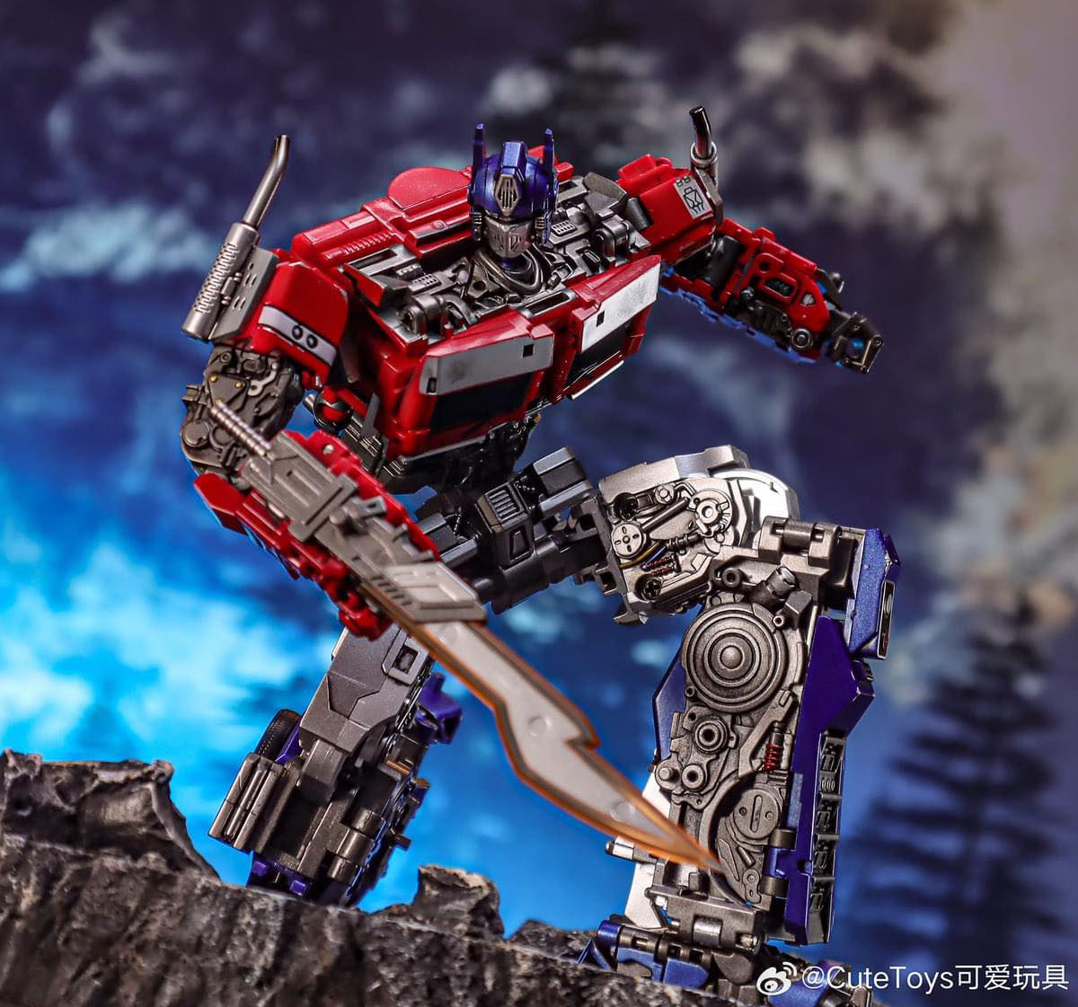 [PREORDER]  Cute Toys - CT01 Iron Prime Optimus Prime