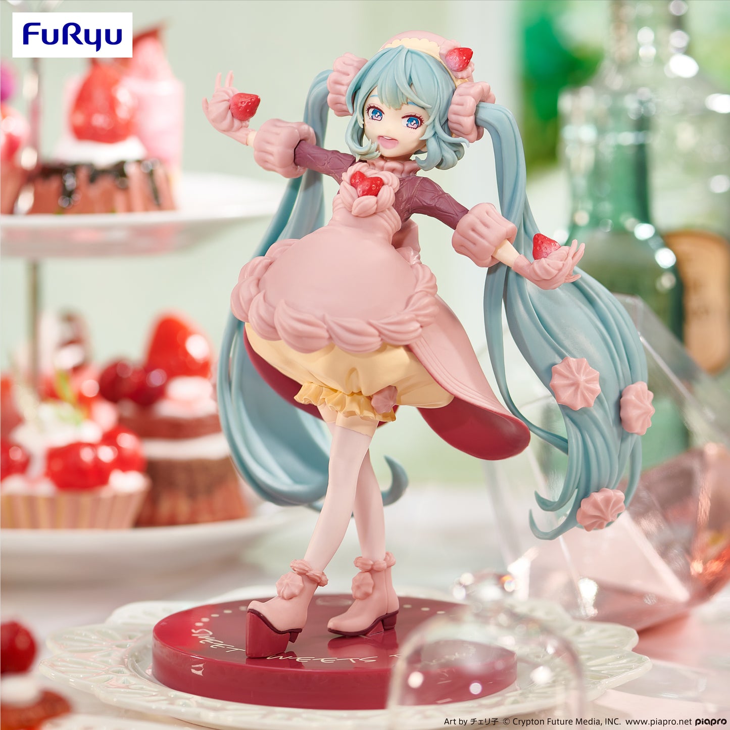 [PREORDER] Hatsune Miku Sweet Sweets Series Figure - Strawberry Chocolate Short