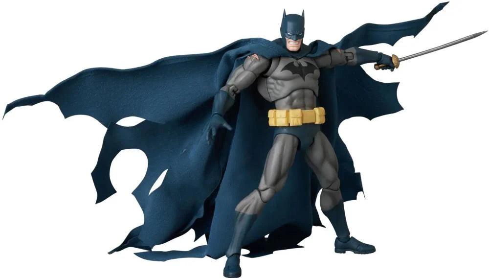 [PREORDER 121125] MAFEX BATMAN DAMAGE Ver. (BATMAN: HUSH Ver.)