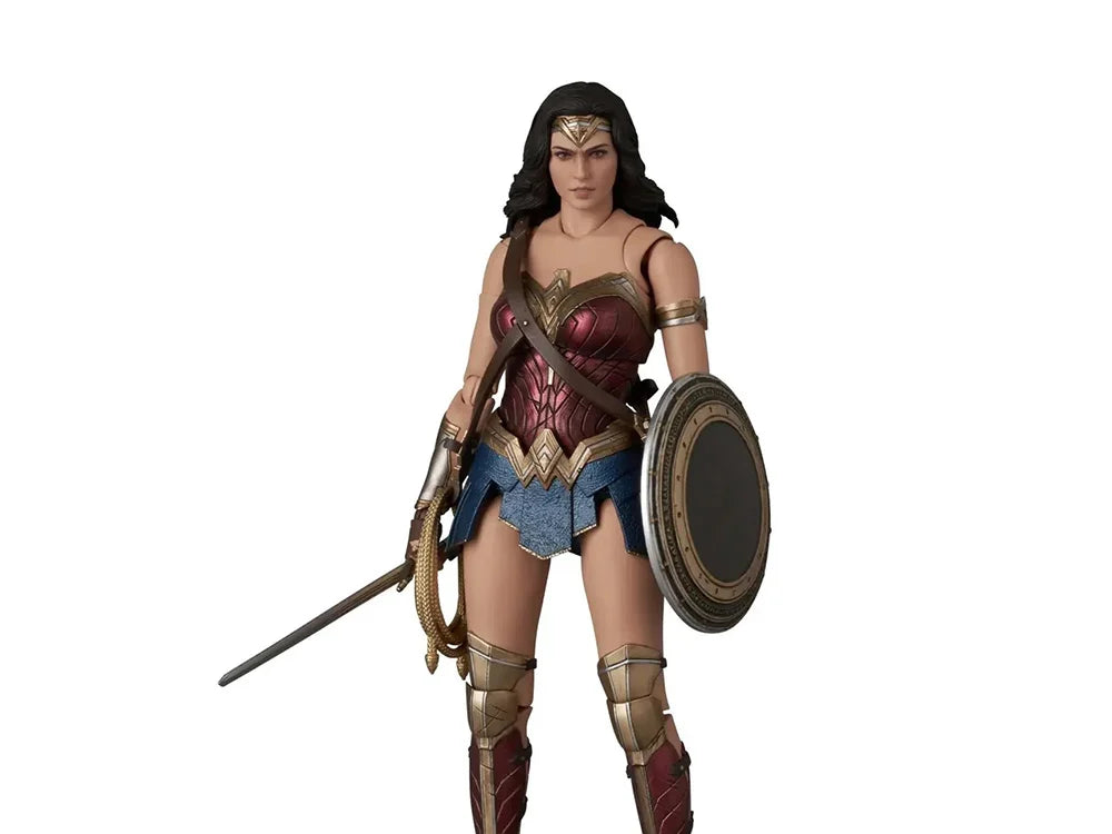 [PREORDER 011326] MAFEX WONDER WOMAN (ZACK SNYDER'S JUSTICE LEAGUE Ver.)