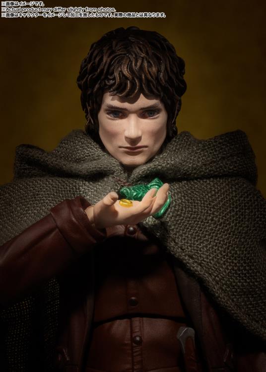 [PREORDER] S.H.Figuarts Frodo Baggins & Gollum (The Lord of the Rings: The Fellowship of the Ring)