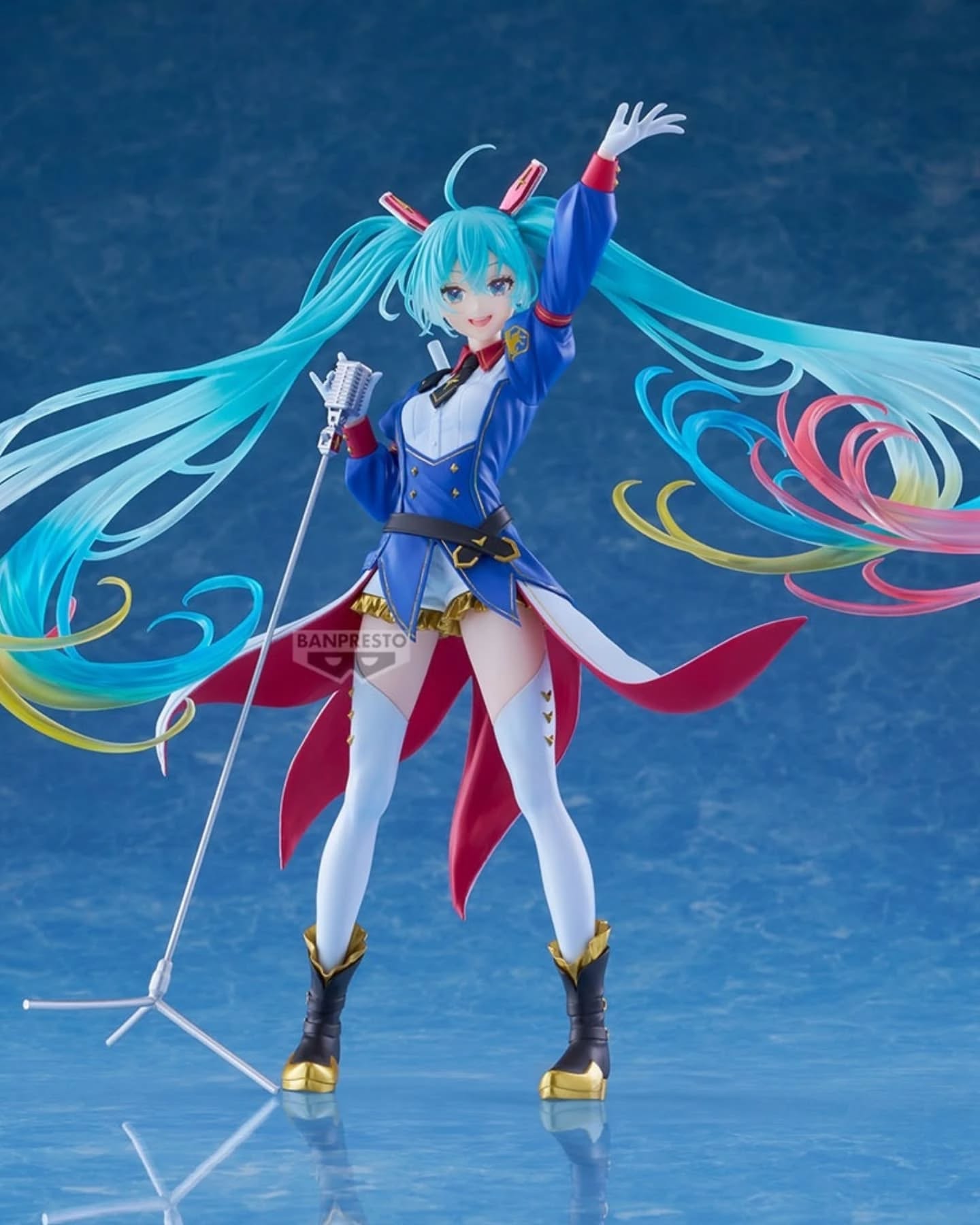 [PREORDER] GUNDAM 45TH×HATSUNE MIKU BANPRESTO EVOLVE-GUNDAM COLLABORATION-FIGURE
