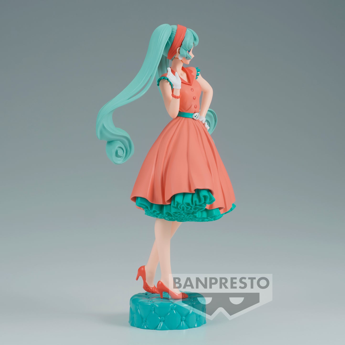 [PREORDER] HATSUNE MIKU WORLD JOURNEY VOL.1