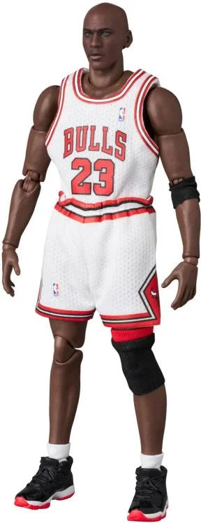 [PREORDER] MAFEX Michael Jordan (Chicago Bulls HOME)