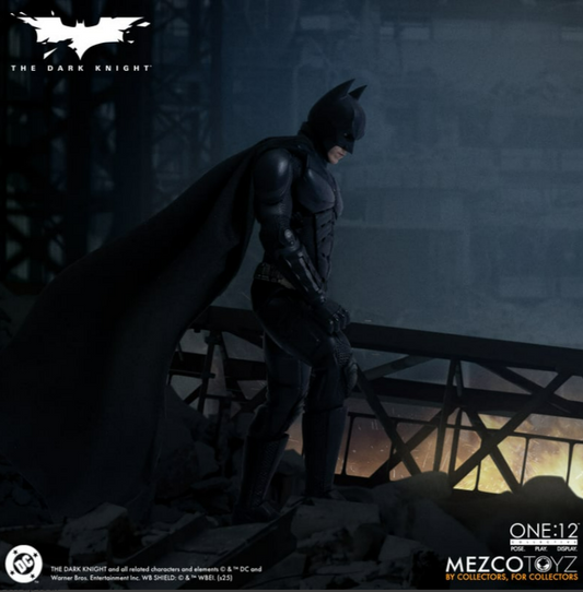 [PREORDER] MEZCO One:12 Collective The Dark Knight Batman