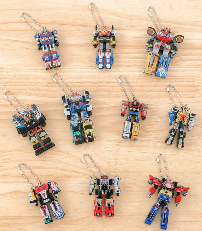 [PREORDER 022226] Bandai Candy Toys - Super Sentai Series DX Robot Charm