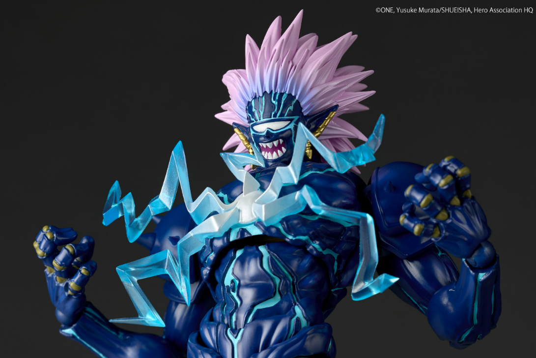 [PREORDER 060226] NR121 Revoltech Amazing Yamaguchi Boros Second Form