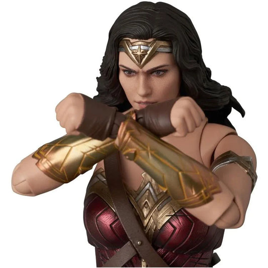 [PREORDER 011326] MAFEX WONDER WOMAN (ZACK SNYDER'S JUSTICE LEAGUE Ver.)