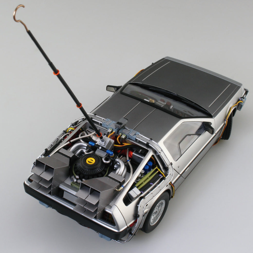 [PREORDER] JPY6000 AOSHIMA 1/24 Time Machine from BACK TO THE FUTURE Part 1