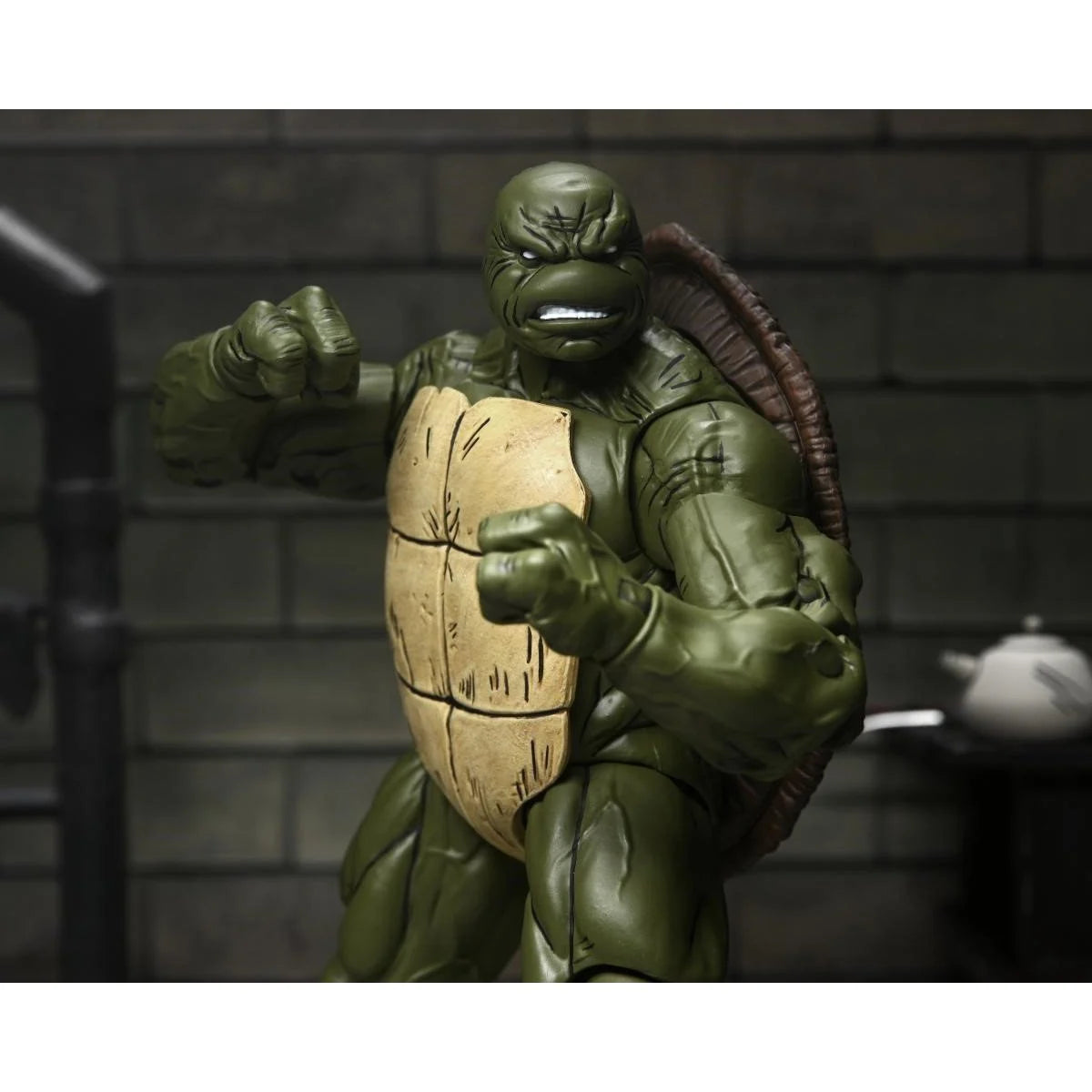 [PREORDER] TMNT (The Last Ronin) 7in Battle Damaged Ronin