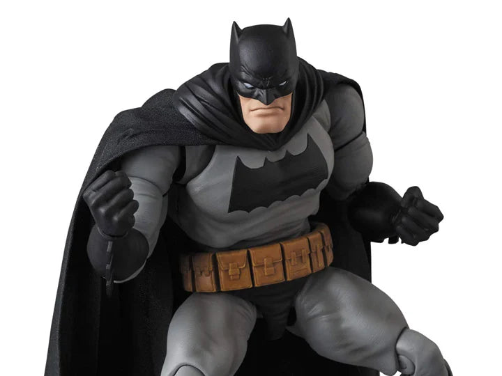 [PREORDER] MAFEX BATMAN (The Dark Knight Returns) (REPRODUCTION)