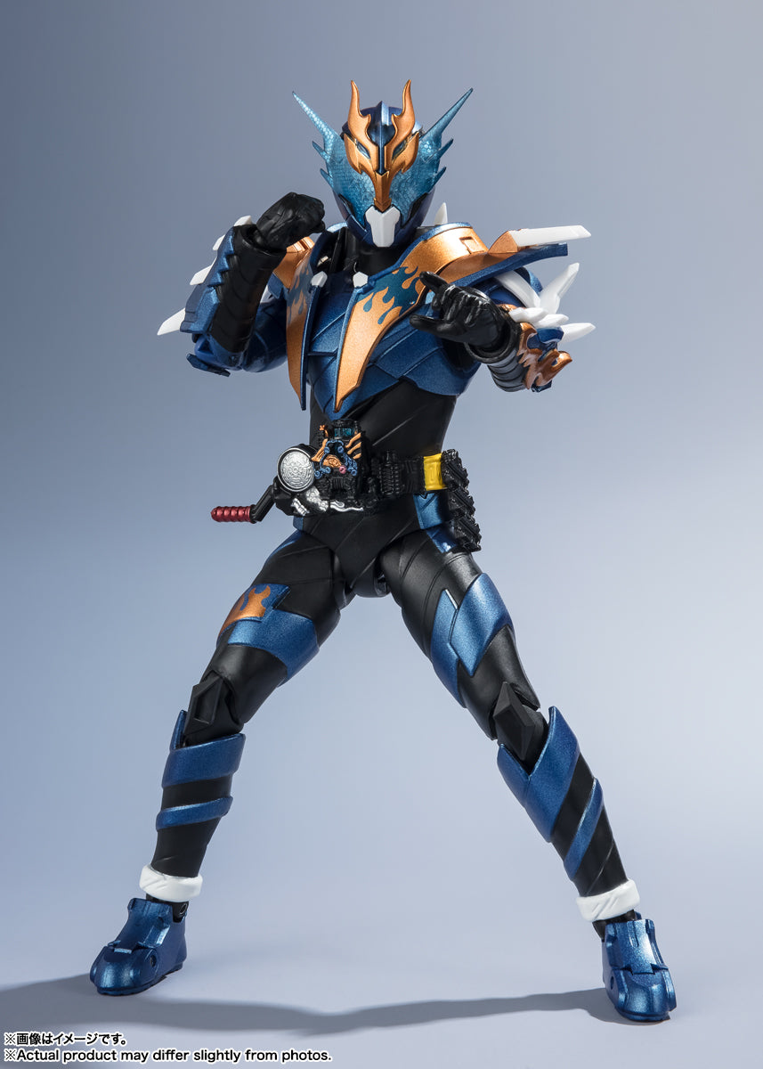 [PREORDER] S.H.Figuarts KAMEN RIDER CROSS-Z HEISEI GENERATIONS EDITION