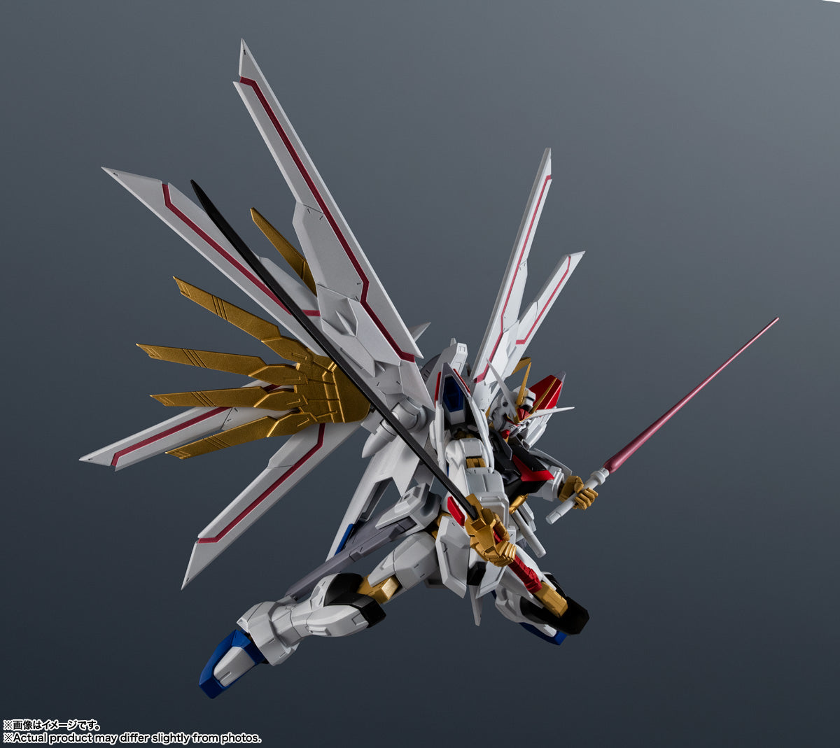 [PREORDER 122125] GUNDAM UNIVERSE MIGHTY STRIKE FREEDOM GUNDAM