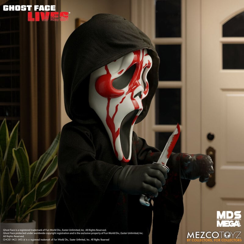 [PREORDER 032426] MEZCO MDS Mega Scale Bloody Ghost Face