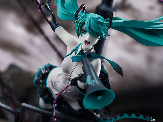 [PREORDER] Vocaloid Hatsune Miku: Love is War (Refined Ver.) 1/8 Scale Figure Good Smile Company 20th Anniversary Book