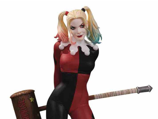 [PREORDER] DC Direct Cover Girls of the DC Universe Harley Quinn Limited Edition Statue (Frank Cho)