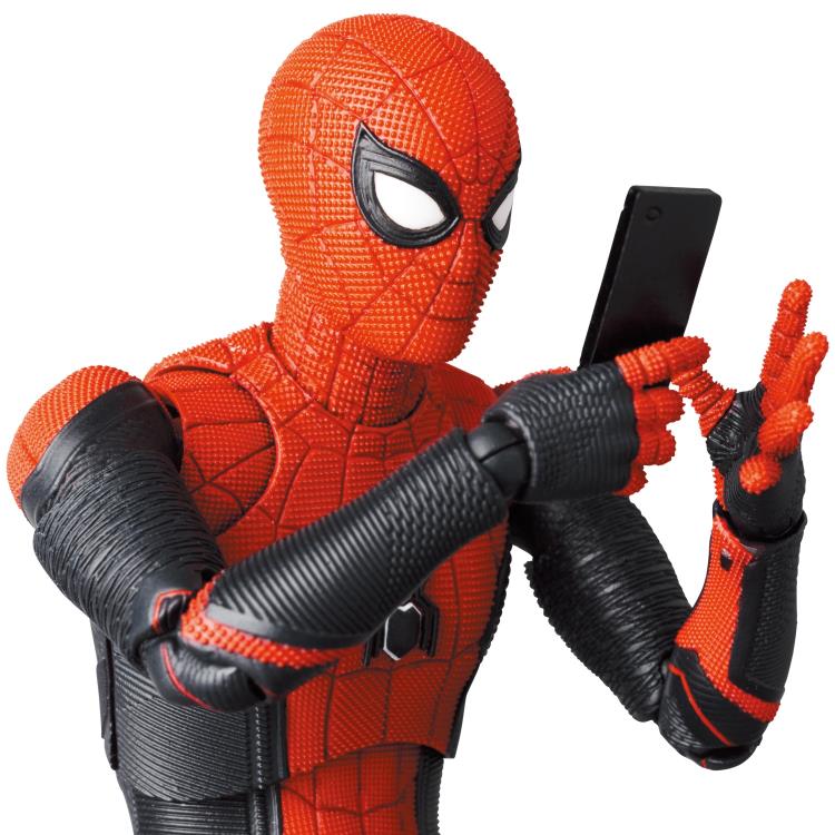 [PREORDER] Spider-Man: No Way Home MAFEX No.194 Spider-Man (Upgraded Suit)