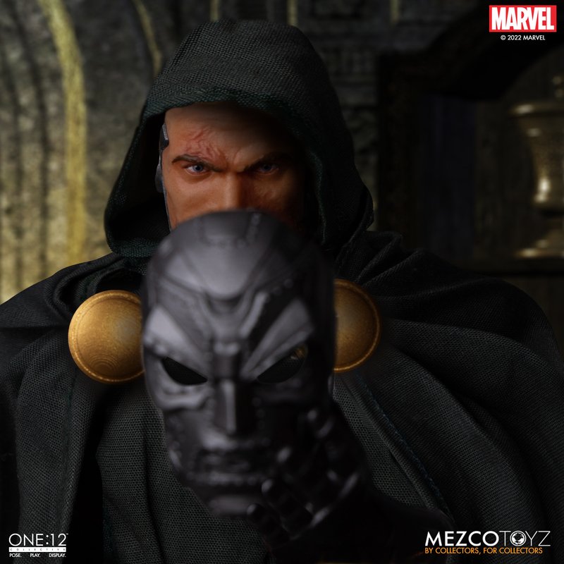 Mezco store 2024