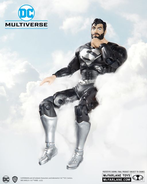 [PREORDER] McFarlane Superman Solar Suit